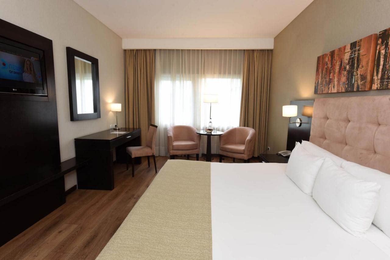 Howard Johnson Resort & Convention Center Ezeiza Εξωτερικό φωτογραφία
