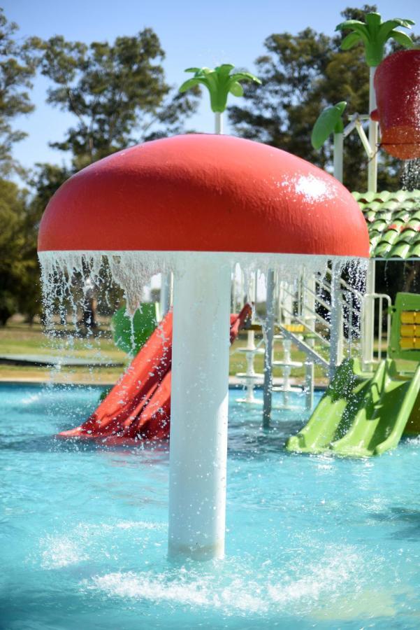 Howard Johnson Resort & Convention Center Ezeiza Εξωτερικό φωτογραφία
