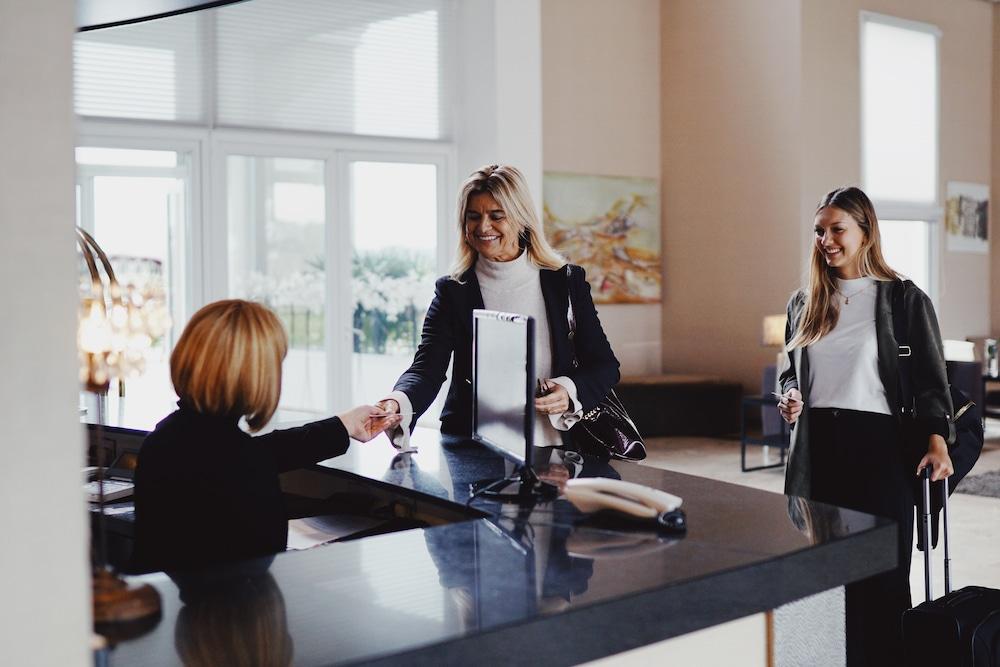 Howard Johnson Resort & Convention Center Ezeiza Εξωτερικό φωτογραφία